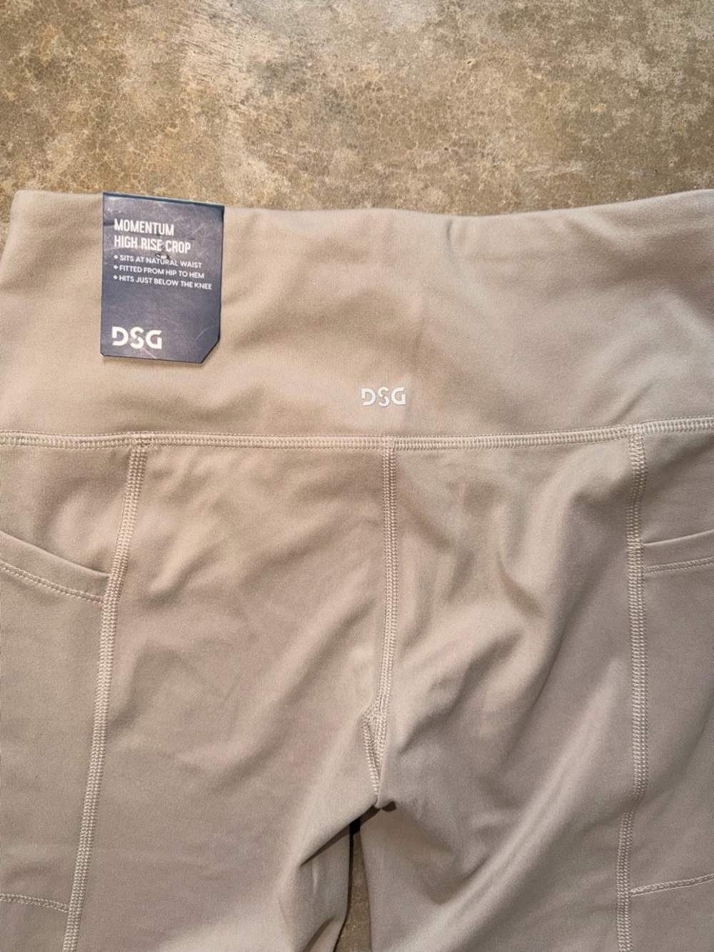 DSG Momentum High Rise Crop Leggings XS Nude Beige Athletic Workout Gym NWT - Picture 3 of 4